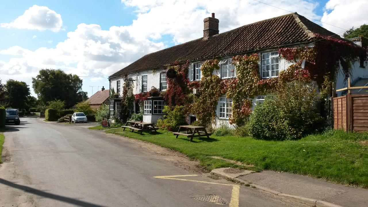 The White Hart Inn Tetford Exteriör bild